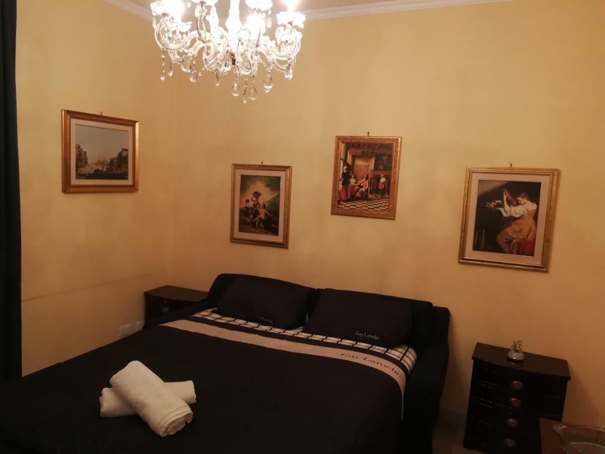 Attico Luxury Etnea Hotel Катания Екстериор снимка